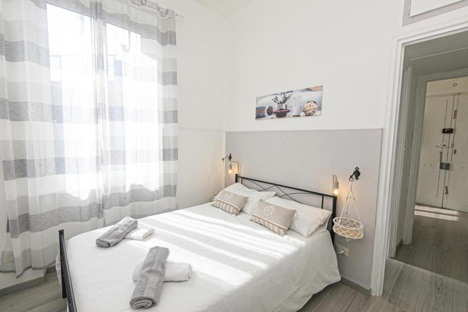 Plein Ciel - Attico Vicino Al Centro - Parcheggio Privato Apartment Genoa Exterior photo